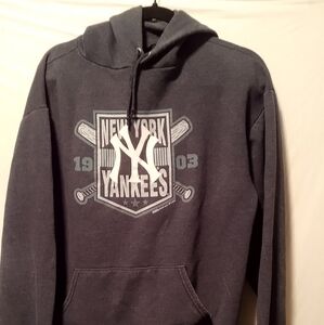 Vintage Stitches New York Yankees Men’s Hoodie Navy Large Pre-loved